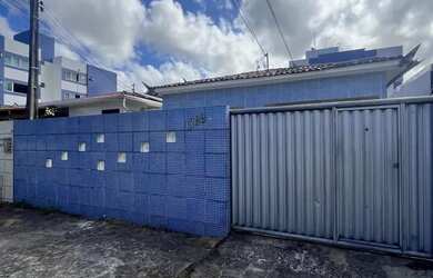 Imagem: A casa para alugar possui 3 Dormitórios, 3 Banheiros, 3 Vagas