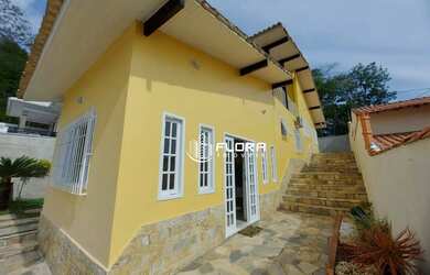 Imagem 4: Casa com 4 quartos, sendo 4 suites, área gourmet, piscina, com 239 m²,...