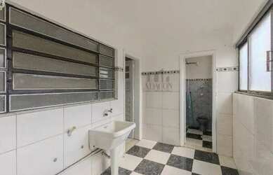 Imagem 14: OPORTUNIDADE ÚNICA Apartamento Reformado de $127 text m 2$ 3 Quartos...