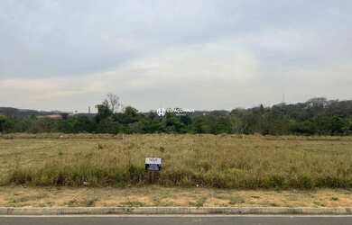 Imagem: O terreno possui 211m² de Área e Imóvel novo e está localizado