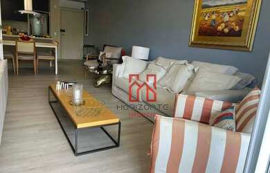 Imagem: O apartamento possui 4 Dormitórios, 4 Banheiros, 2 Vagas na