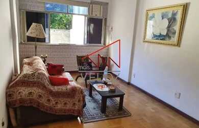 Imagem: O depósito possui 1 Vaga na garagem e 33m² de Área e está