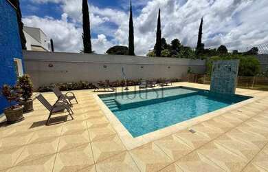 Imagem: A casa em condomínio possui 4 Dormitórios, 5 Banheiros, 5