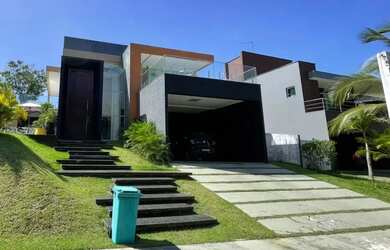 Imagem: A casa em condomínio possui 4 Dormitórios, 5 Banheiros, 2