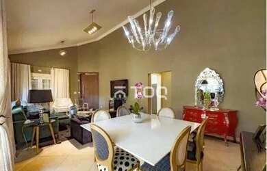 Imagem: A casa em condomínio possui 3 Dormitórios, 4 Banheiros, 4