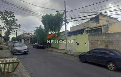 Imagem: A casa possui 3 Dormitórios, 3 Banheiros, 3 Vagas na garagem