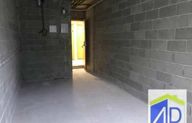 Imagem: O depósito possui 1 Vaga na garagem, 24m² de Área e está