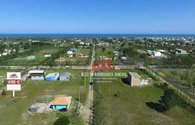 Imagem: O terreno possui 300m² de Área e está localizado em Balneário