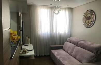 Imagem: O apartamento possui 2 Dormitórios, 1 Banheiro, 1 Vaga na garagem