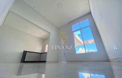 Imagem: Casa com 3 dormitórios à venda, 111 m² por R$ 795.000,00