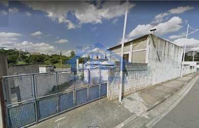 Imagem: O terreno possui 6.000m² de Área e está localizado em Chácaras