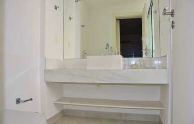 Imagem 16: Apartamento A VENDA frente ao mar na praia das Astúrias - Guarujá