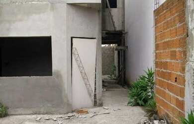 Imagem: A casa possui 2 Dormitórios, 1 Banheiro, 140m² de Área e