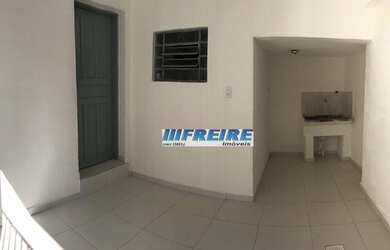 Imagem: A casa possui 1 Dormitório, 1 Banheiro, 50m² de Área e está