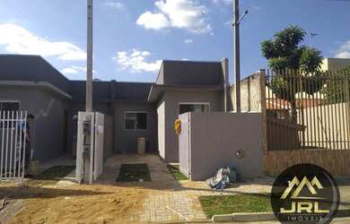 Imagem: A casa possui 2 Dormitórios, 2 Banheiros, 1 Vaga na garagem