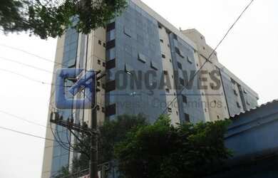 Imagem: O depósito possui 1 Vaga na garagem e 66m² de Área e está