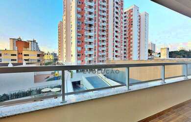 Imagem: O apartamento possui 2 Dormitórios, 2 Banheiros, 1 Vaga na