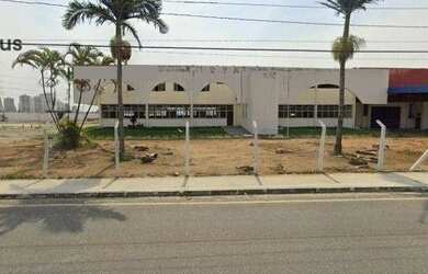 Imagem: O depósito possui 10.000m² de Área e está localizado em