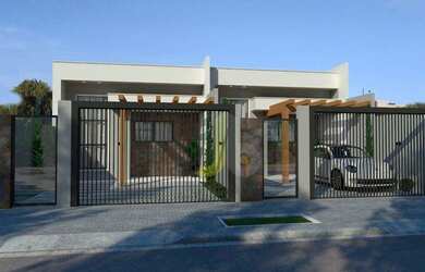 Imagem: A casa possui 3 Dormitórios, 2 Banheiros, 90m² de Área e