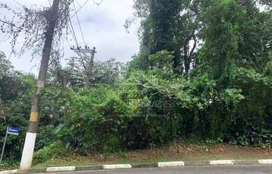 Imagem: O terreno possui 1.123m² de Área e está localizado em Jardim