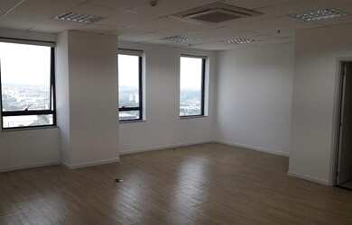 Imagem: O depósito possui 1 Vaga na garagem e 50m² de Área e está