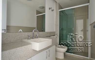 Imagem 8: Cobertura à venda no Recreio dos Bandeirantes. RJ. Quadra da praia