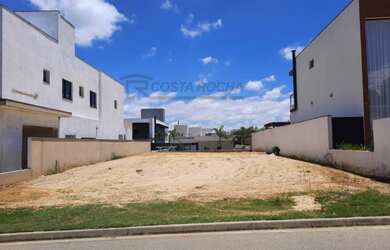 Imagem: O terreno possui 464m² de Área e está localizado em Portal