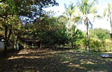 Imagem: A casa possui 2 Dormitórios, 1 Banheiro, 90m² de Área e