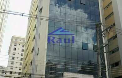 Imagem: O depósito possui 4 Vagas na garagem, 122m² de Área e está