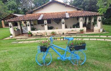 Imagem 2: Maravilhosa chácara em Pinhalzinho, circuito das águas Paulista área 4.000 m² casa com 04