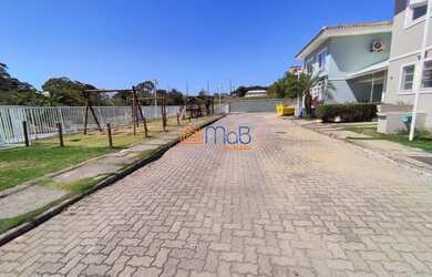 Imagem: A casa possui 3 Dormitórios, 3 Banheiros, 2 Vagas na garagem