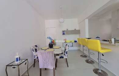 Imagem: O apartamento possui 2 Dormitórios, 2 Banheiros, 1 Vaga na