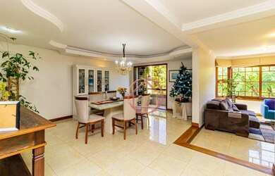 Imagem: O apartamento possui 4 Dormitórios, 3 Banheiros, 2 Vagas na