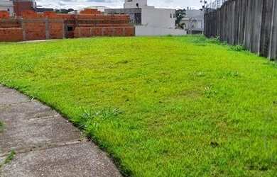 Imagem: O terreno possui 572m² de Área e está localizado em Jardim