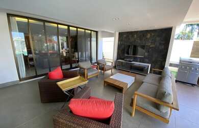 Imagem 10: Casa para venda e locação na Barra da Tijuca Condomínio Alphaville