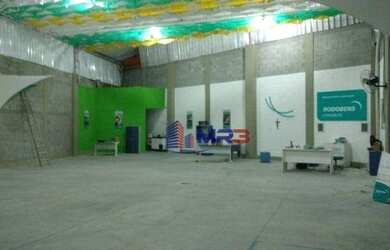 Imagem: O depósito possui 370m² de Área e está localizado em Campo