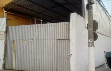 Imagem: O depósito possui 600m² de Área e está localizado em Sol