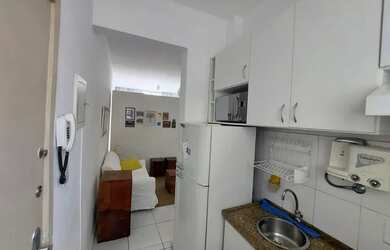 Imagem: O apartamento possui 1 Dormitório, 1 Banheiro, 30m² de Área