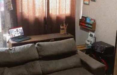 Imagem: A casa possui 2 Dormitórios, 1 Banheiro, 50m² de Área, Imóvel