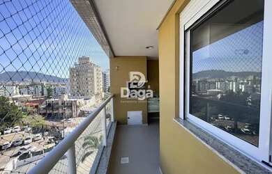 Imagem: O apartamento possui 3 Dormitórios, 2 Banheiros, 2 Vagas na