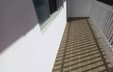 Imagem: A casa possui 3 Dormitórios, 2 Banheiros e 1 Vaga na garagem