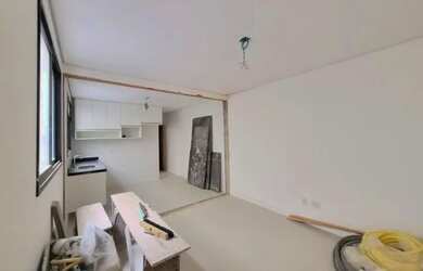 Imagem: A casa possui 3 Dormitórios, 2 Banheiros, 1 Vaga na garagem