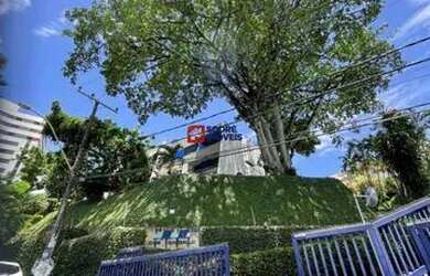 Imagem: A casa possui 3 Dormitórios, 3 Banheiros, 1 Vaga na garagem