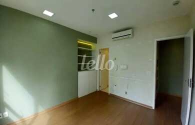 Imagem: O depósito para alugar possui 1 Vaga na garagem, 31m² de Área