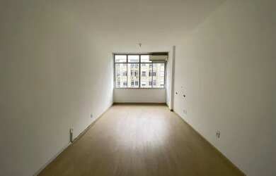 Imagem: A kitnet possui 1 Banheiro, 47m² de Área e está localizado