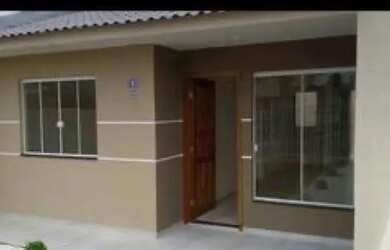 Imagem: A casa possui 2 Dormitórios, 1 Banheiro, 1 Vaga na garagem