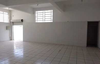 Imagem: O depósito possui 80m² de Área e está localizado em Centro
