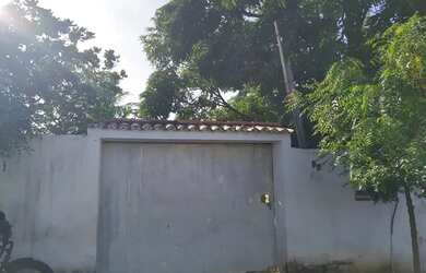 Imagem: A casa possui 1 Dormitório, 1 Banheiro, 90m² de Área e está