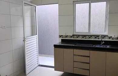 Imagem: O apartamento possui 2 Dormitórios, 1 Banheiro, 50m² de Área