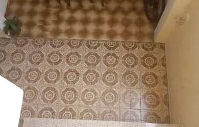 Imagem: A casa possui 2 Dormitórios, 2 Banheiros, 2 Vagas na garagem